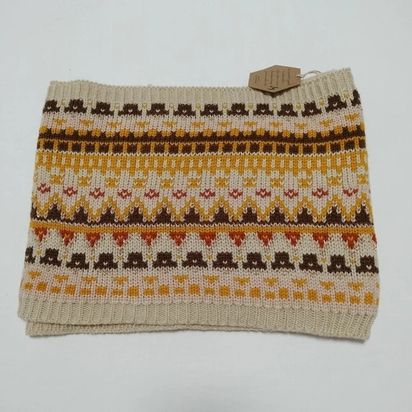 Nine West Winter Cream Metallic Infinity Scarf Quality Made and Beautiful Design - Picture 2 of 6